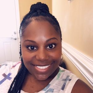 Meet your Posher, Lisa